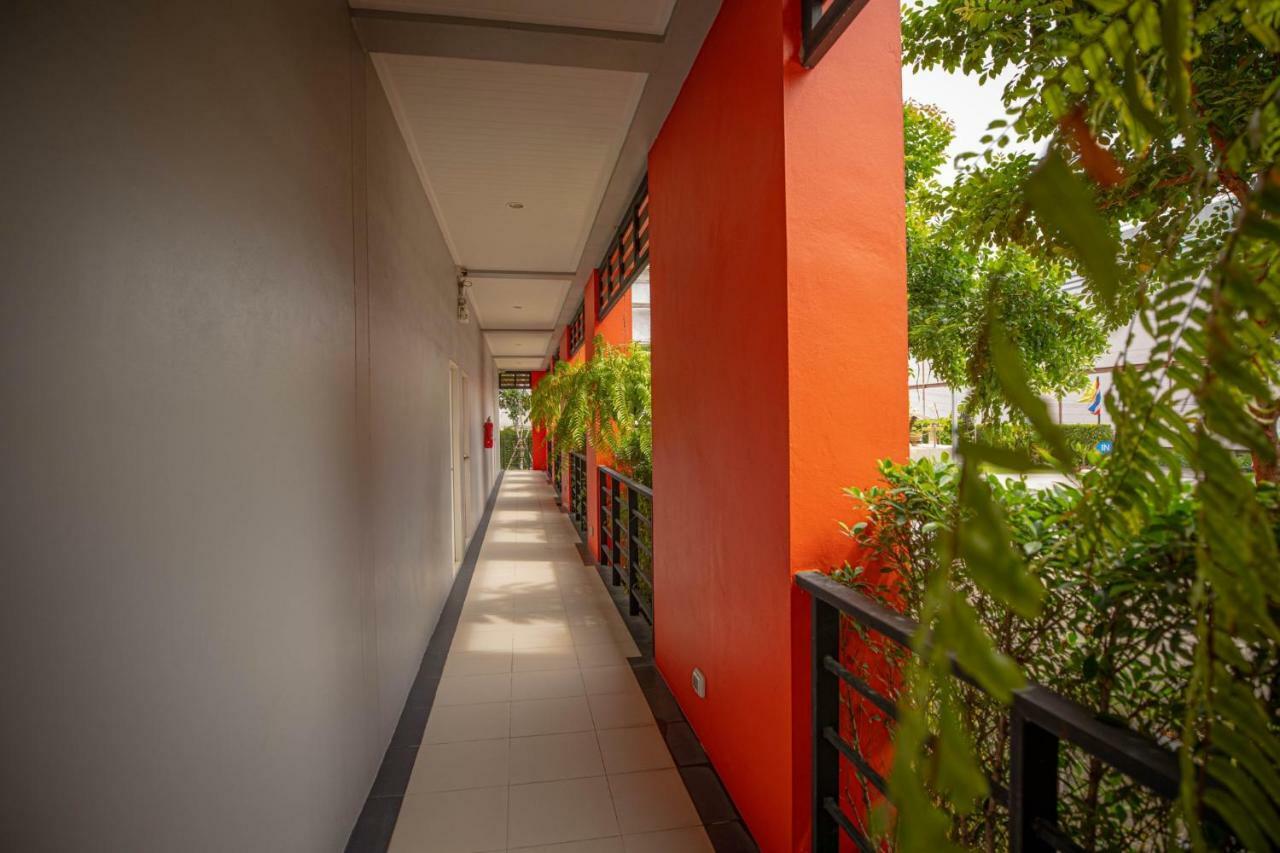 Smart Hotel Ban Lam Luk Ka Exterior photo